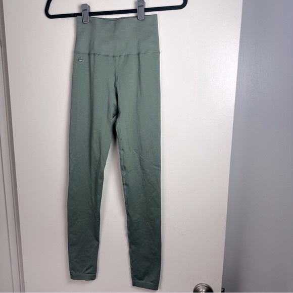 Lune Active Silvered Olive Seamless Jayne Rec Fabric Silky Soft Leggings NWT XS - Picture 5 of 16